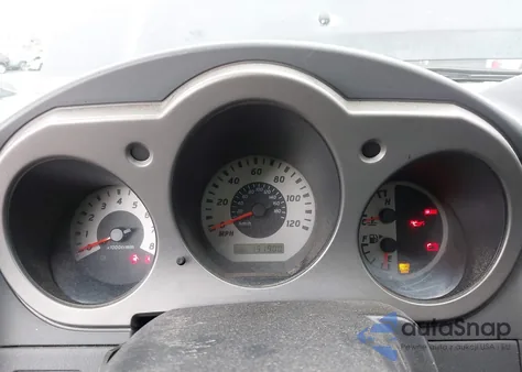 2004 Nissan Xterra Se z USA, uszkodzony, nr VIN 5N1ED28T34C640739